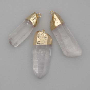 Přívěšek z horského křišťálu – 30×37×9–12 mm, délka 33–40 mm, zlatý kov, různé velikosti