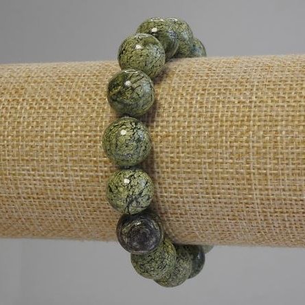 Náramek z přírodního kamene serpentinit, hladká kulička, průměr 15 mm, délka 18 cm ± (elastický)
