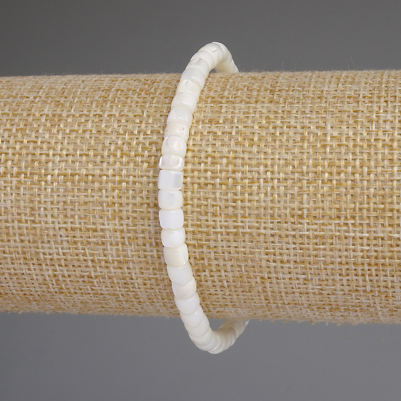 Náramek z perleti rondelů, průměr 5×4 mm, délka 18 cm, pružný