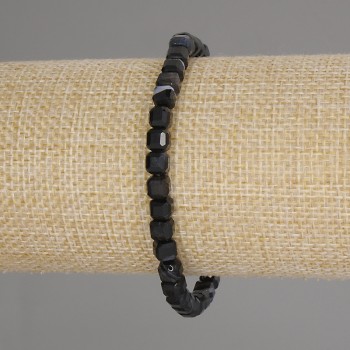 Náramek z achátu, broušené kubické korálky, průměr 5×5 mm, délka 18 cm, elastický