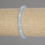 Náramek z akvamarínu s fazetovanými kubíky o rozměru 5×5 mm, délka 18 cm, elastický