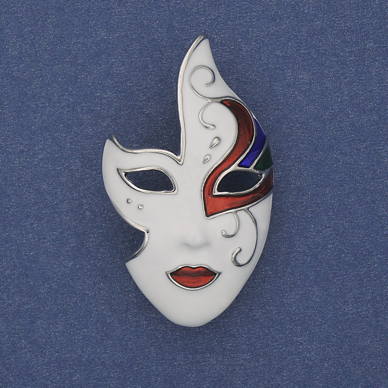 Brožka «Maska» bílá, černá a červená, email, stříbrný kov 40 × 23 mm+