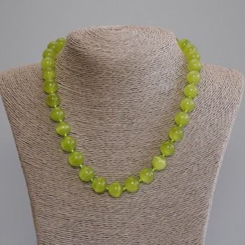 Náhrdelník z kočičího oka - hladké kuličky, průměr 12 mm, délka cca 50 cm, s karabinkovým zapínáním