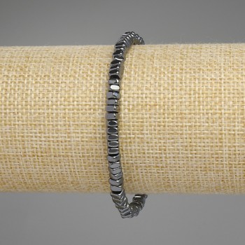 Náramek z hematitu – čtvercové rondely 4×2 mm, délka 18 cm, elastický