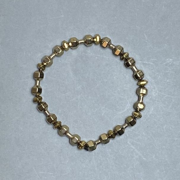 Náramek z hematitu ve tvaru činky, průměr 15×6 mm ±, broušené rondely 6×4 mm ±, délka 18 cm, elastický