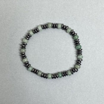 Náramek ze zeleného jahodového křemene a hematitu, rondely 8×5 mm ±, granované hematitové rondely 7,5×4 mm ±, délka 18 cm