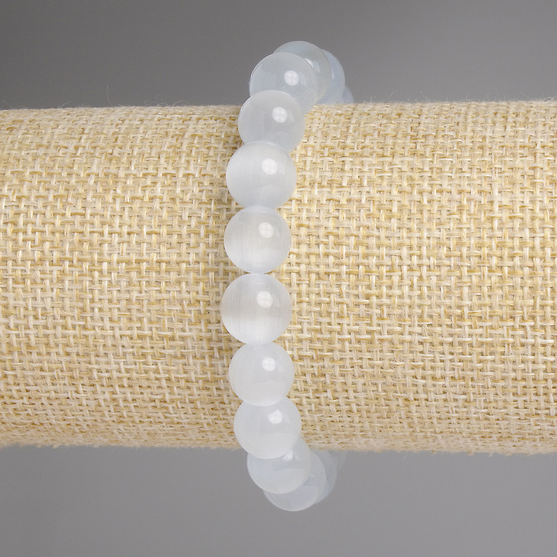 Náramek ze šedého kočičího oka, hladké kuličky, průměr cca 9,5 mm, délka 18 cm, elastický