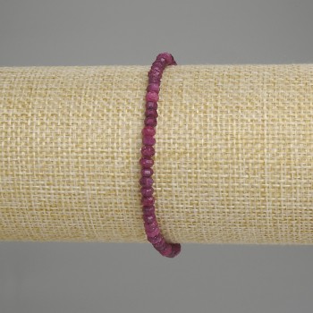 Náramek z broušených rubínových rondelů 4×3 mm, délka 18 cm