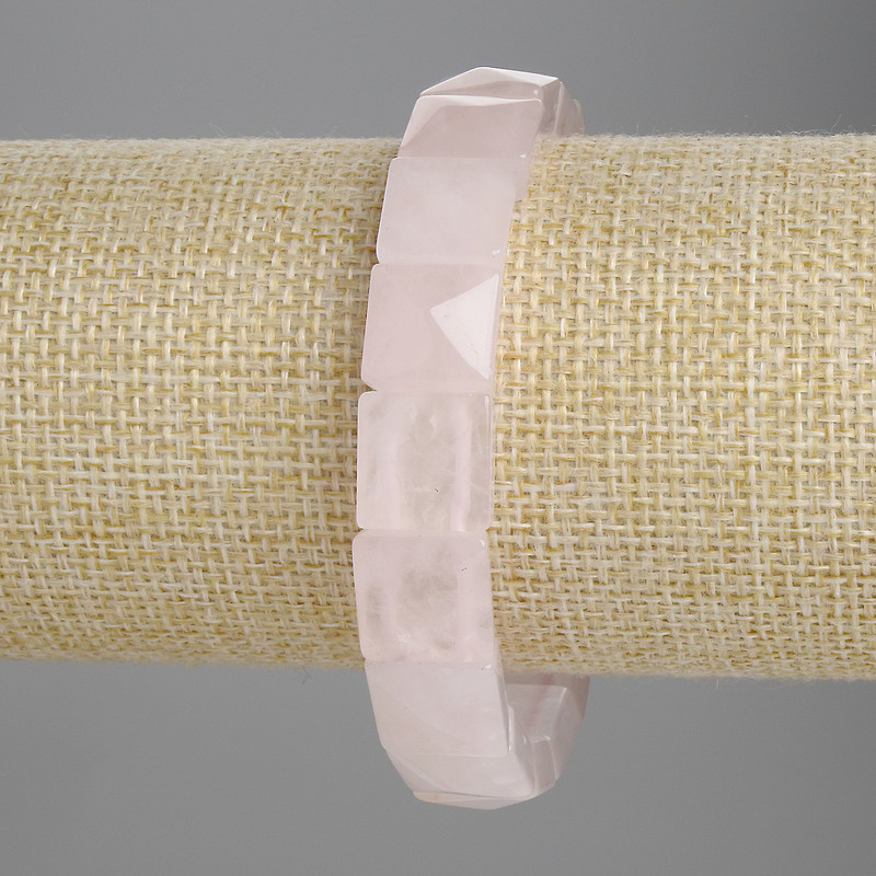 Náramek z růžového křemene, brusované články 12×12 mm, délka 18 cm, elastický