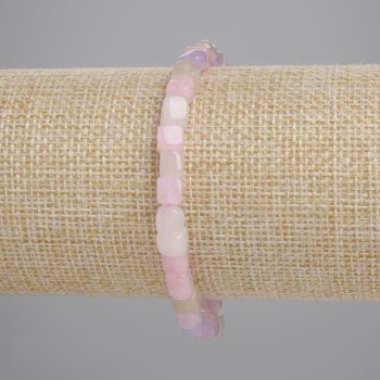 Náramek z morganitu ve tvaru kostek, průměr 5 mm, délka 18 cm, pružný