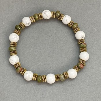 Náramek z howlitu – korálky 8 mm a rondely heliotropu 6×3 mm, délka 18 cm, elastický