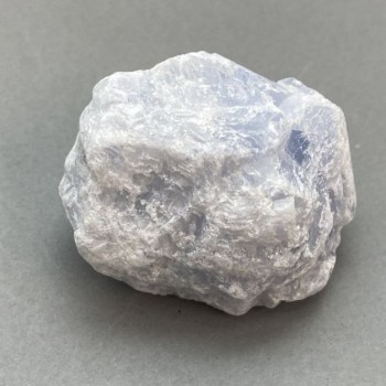 Akvamarín, přírodní neupravený kámen, rozměry 52×42×37 mm ± (různé velikosti) (Cena za 100 g)