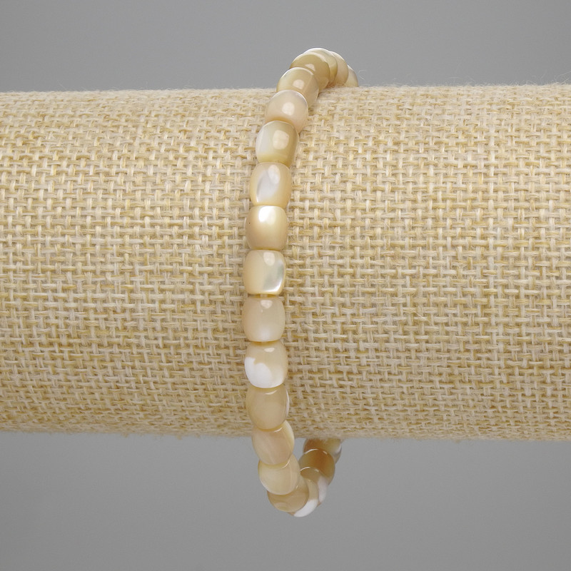 Náramek z béžové perleti, barilové korálky, průměr 6×6 mm, délka 18 cm, elastický
