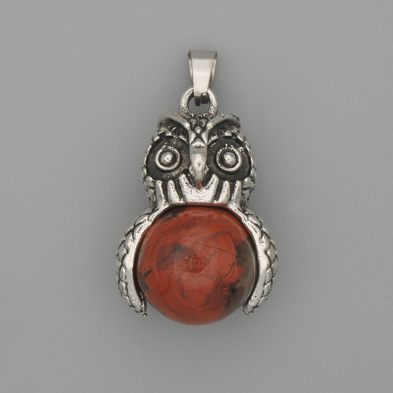 Přívěšek Sova z červeného jaspisu, stříbrný kov, průměr 30×20 mm, délka 37 mm