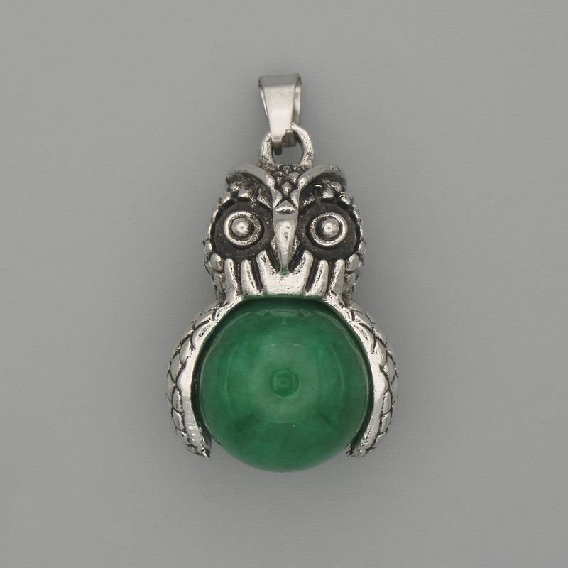 Přívěšek Sova z chryzoprasu, stříbrný kov, průměr 30×20 mm, délka 37 mm+