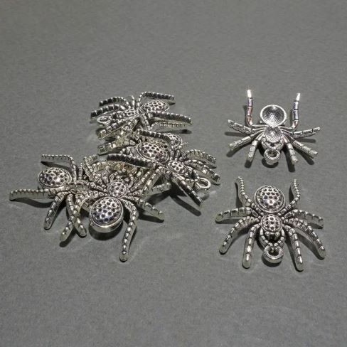 Přívěšek pavouk, průměr 24×26 mm ± balení 7 ks ± 20 g