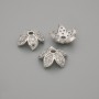 Cena za 1 ks. Korálkové víčko pro korálek, barva kovu stříbrná, průměr 9×1 mm ±, otvor 2 mm+