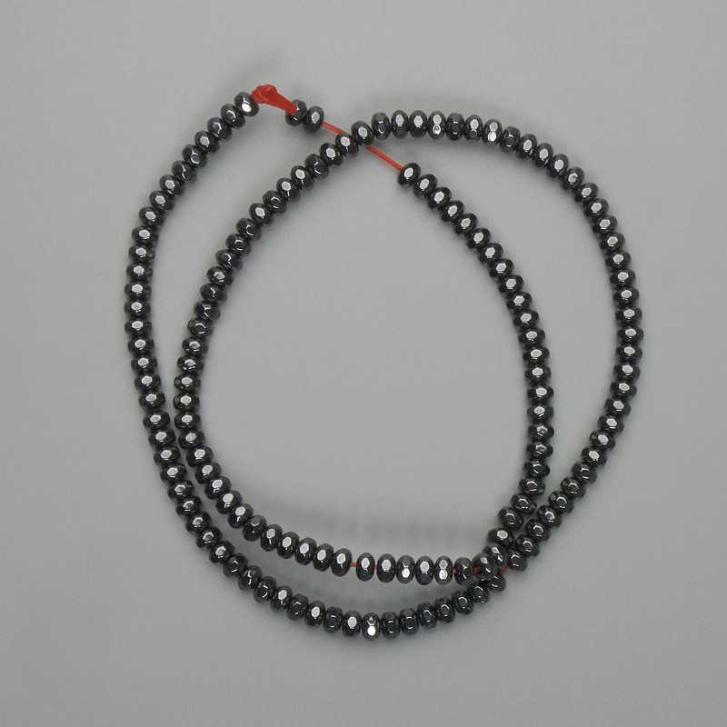Hematitové korálky facetované rondely 4 × 2,5 mm, délka 40 cm