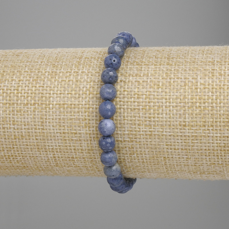 Náramek z houbovitého korálu, hladká korálová kulička, průměr 6 mm ±, délka 18 cm ±, elastický