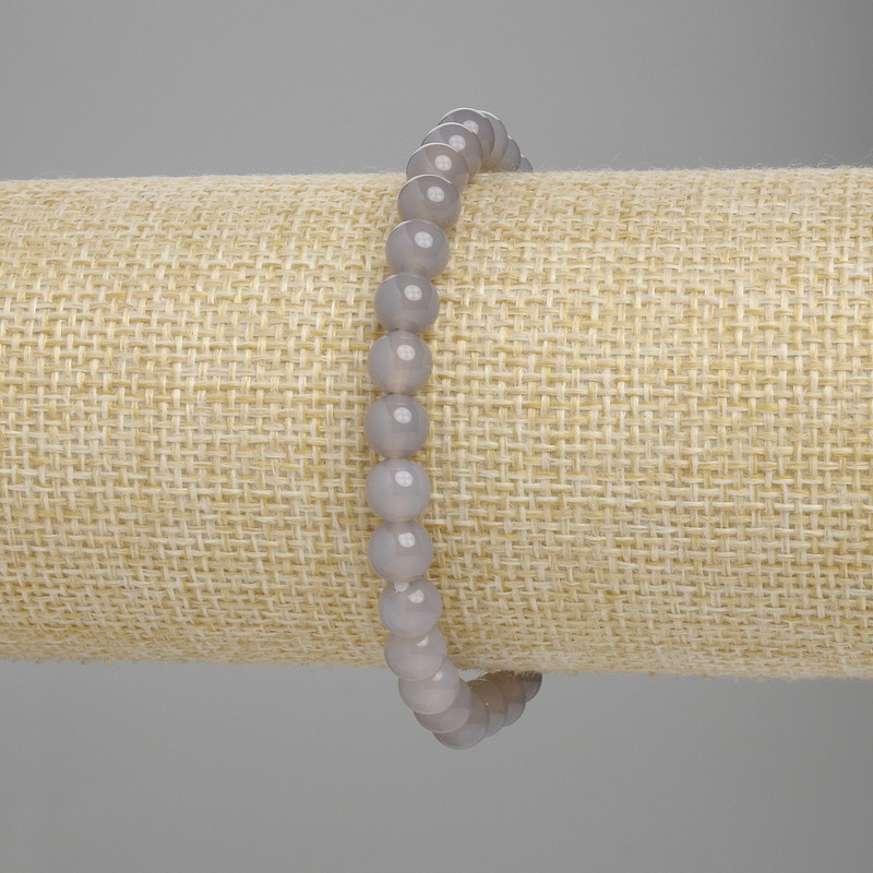 Náramek z dýmového achátu, hladké kuličky o průměru 6 mm+-, délka 18 cm+-, elastický