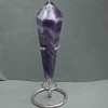 Suvenýrská tužka ve tvaru kužele z ametystu s geodami, 134 × 36 mm ± hmotnost 183 g, s podstavkou