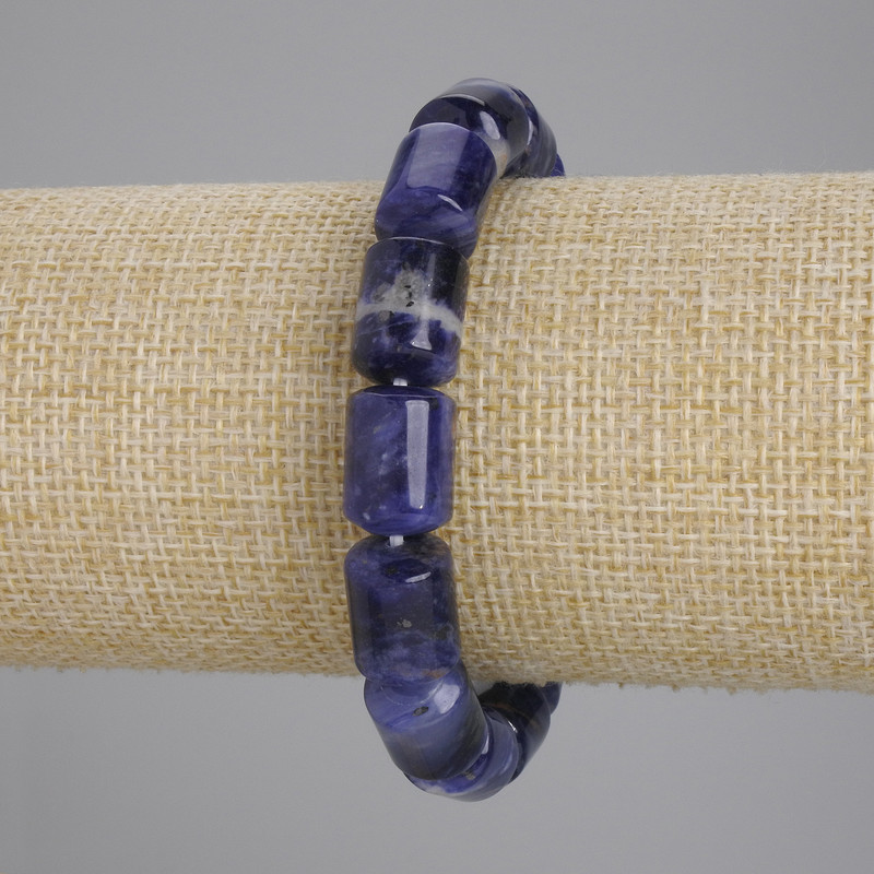 Náramek ze sodalitu cylindrických korálků, průměr 14×10 mm ±, délka 18 cm ±, elastický