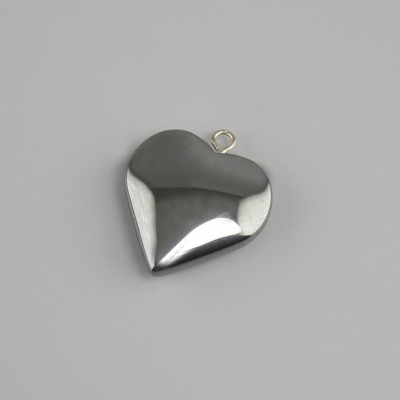 Přívěsek hematitu ve tvaru srdce, průměr 20×20 mm+