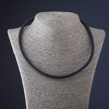 Šedá kaučuková šňůra, průměr 6 mm +/-, délka 50 cm +/-