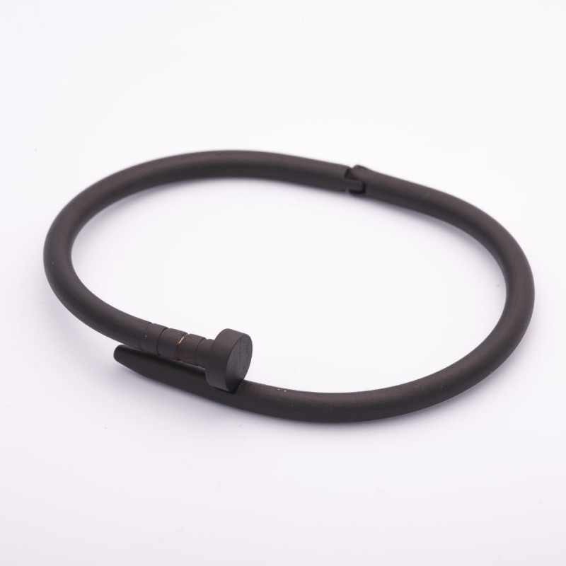 Náramek «Hřebík» – černý kov, hi-tech spona, obvod 18 cm