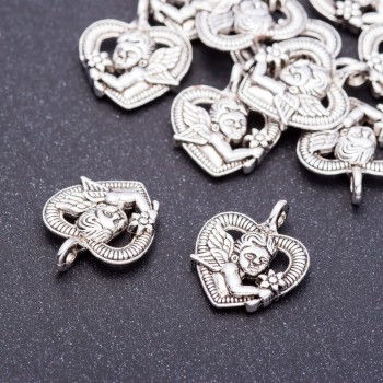 Přívěsek Kupid v srdci, průměr 15 mm, délka 19 mm, otvor 3 mm, balení 20 g ± 11 ks