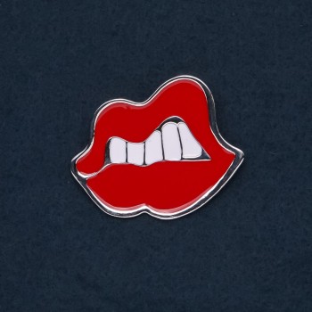 Brož 'Rty' 46×37 mm