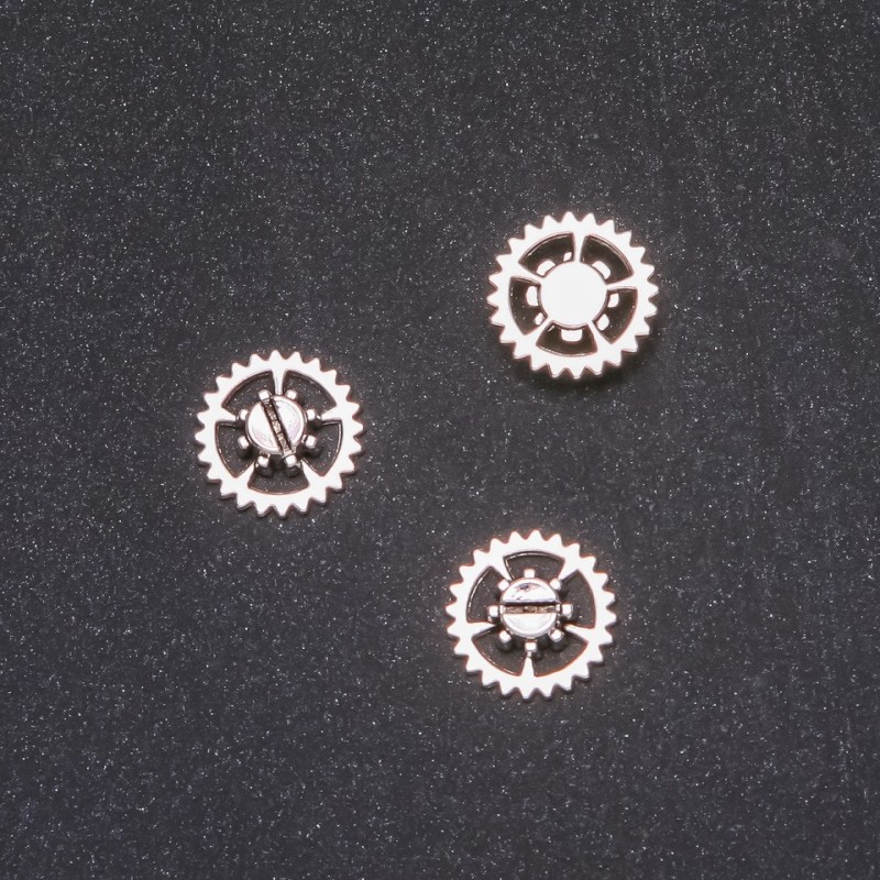 Přívěšek-konektor ozubené kolo 15 mm, balení 20 g ± 16 ks