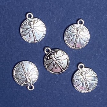 Přívěšek – vážka 15×18 mm, balení 20 g ± 8 ks