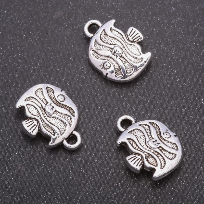 Přívěšek Rybička, průměr 17×13 mm, hmotnost 20 g, balení 8 ks