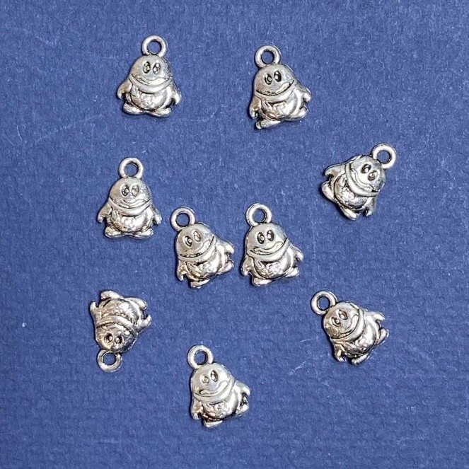 Příslušenství – Přívěsek Tučňák, průměr 10×13 mm, průměr v mm, balení 20 g ± 19 ks