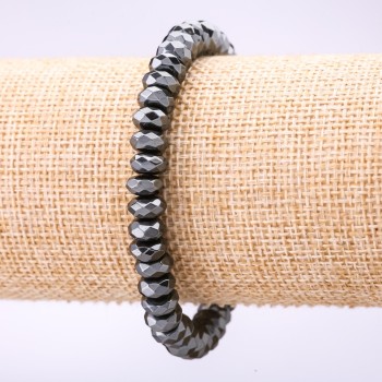 Náramek z hematitu, facettovaný rondel, průměr 8×4 mm, délka 18 cm na gumičce