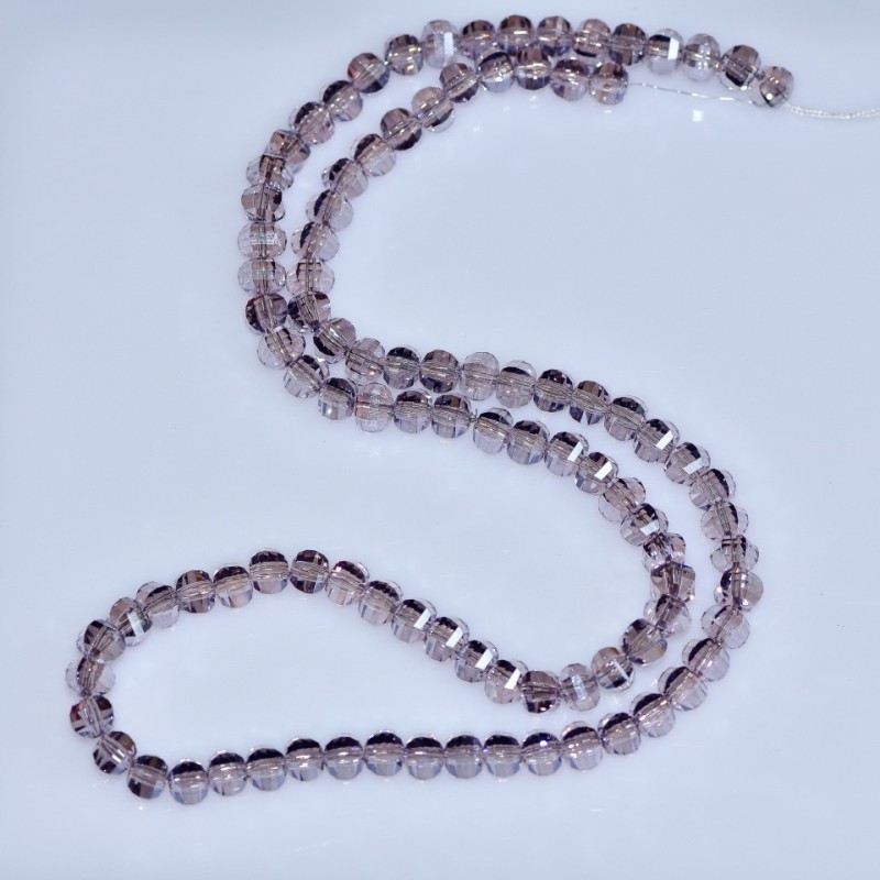 Křišťálové korálky ve stylu Swarovski světle fialové brusované kuličky, průměr 5×4 mm, na niti, délka 48 cm