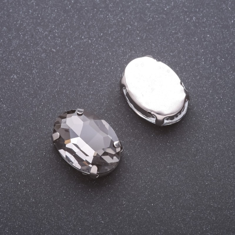 Cena za balení / 10 ks šitý krystal v čepu, oválný 13×18 mm, šedý