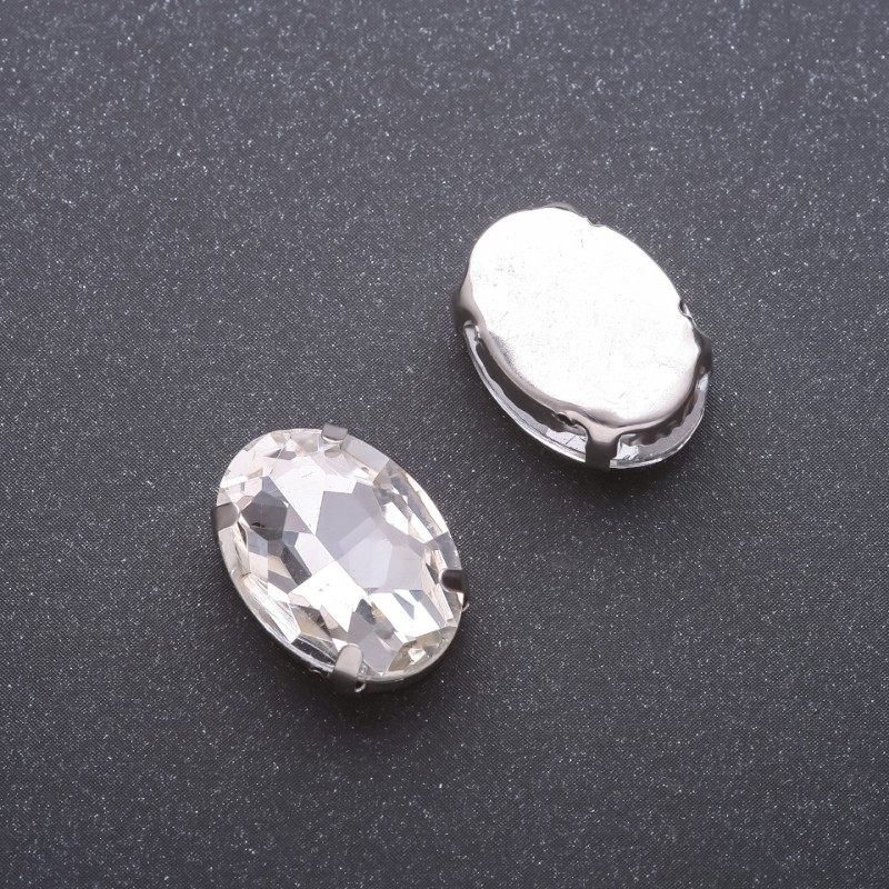 Cena za balení /10 ks. Přišívaný krystal v čepu oválného tvaru 13×18 mm, bílý