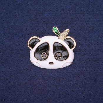 Brož Panda se smaltem, barva bílá, černá a zelená, 28×24 mm, žlutý kov