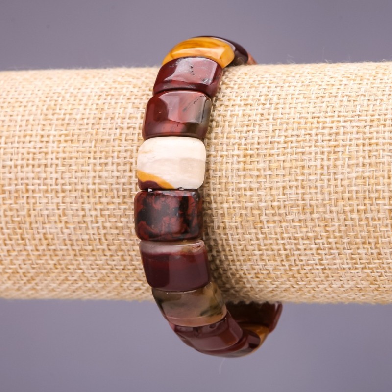 Náramek z mookaitového jaspisu, články 16×11 mm, délka 18 cm na gumičce