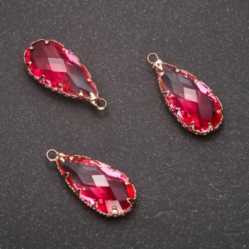 Přívěsek Kapka růžové barvy, zlatá úprava 10×24 mm