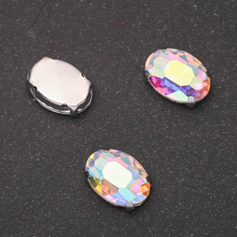 Cena za balení / 10 ks. Šitý krystal v čepu, oválný 10×14 mm, duhový