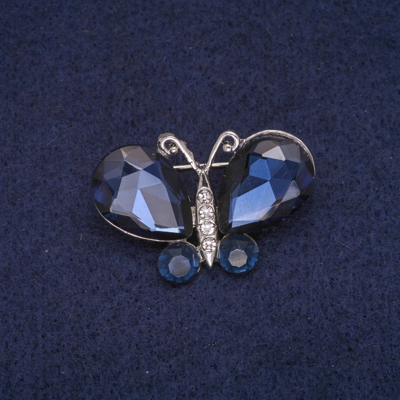 Motýlí brož se krystaly, stříbrný kov 24×34 mm