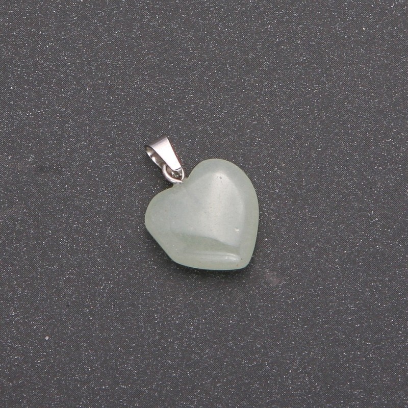 Přívěšek ve tvaru srdce z nefritu 14×14×23 mm