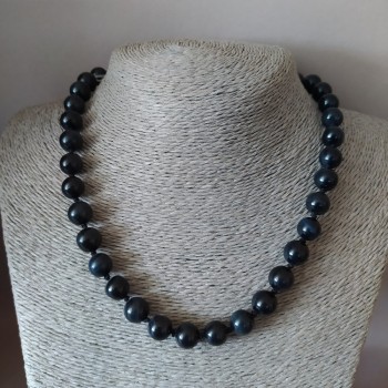 Náhrdelník z přírodního kamene Sokolí oko – hladké kuličky, průměr 10 mm (±), délka 45 cm