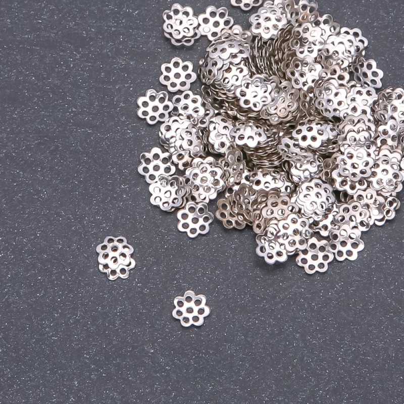 Korálkové víčko pro korálek o průměru 6 mm, balení 20 g ± 880 ks