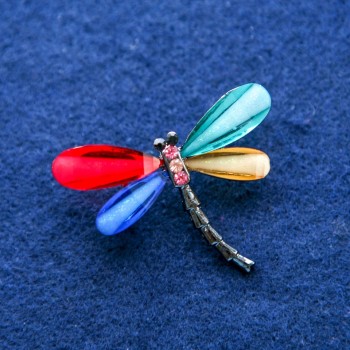 Brožka vážka se krystaly, stříbrný kov 32×43 mm