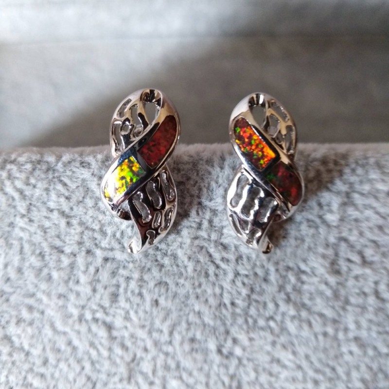 Náušnice pecky, prolamovaný vzor, syntetický opál, stříbrná barva, 20×10 mm