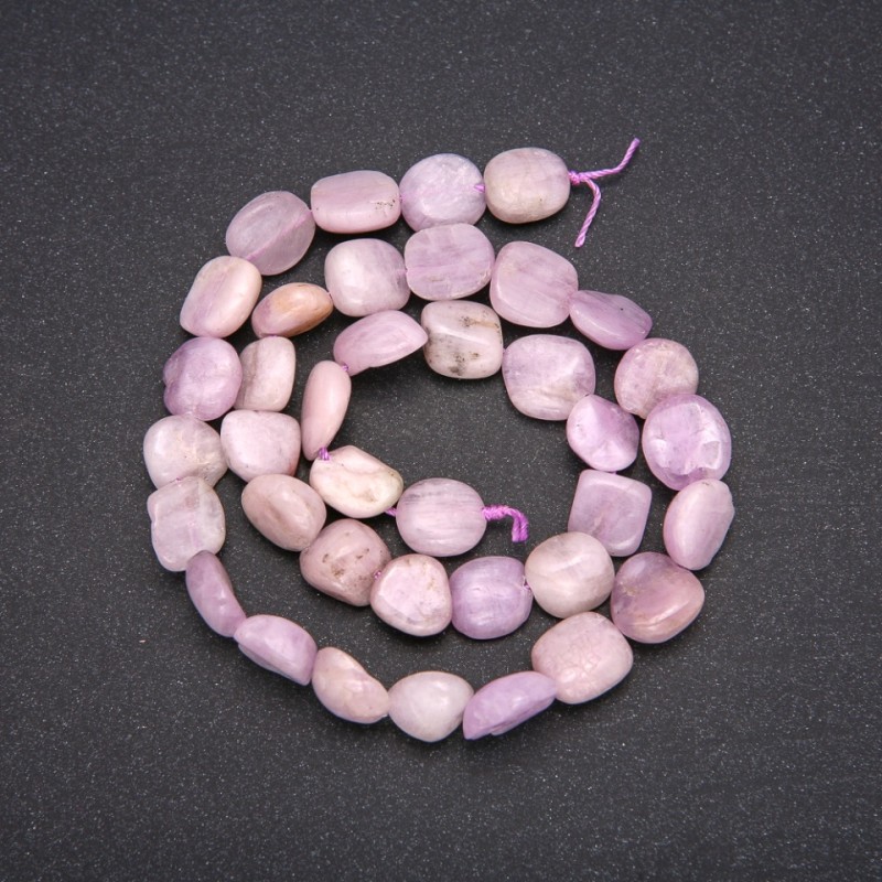 Korálky z přírodního kamene kunzit, facetované, průměr 10×12 mm, délka 38 cm